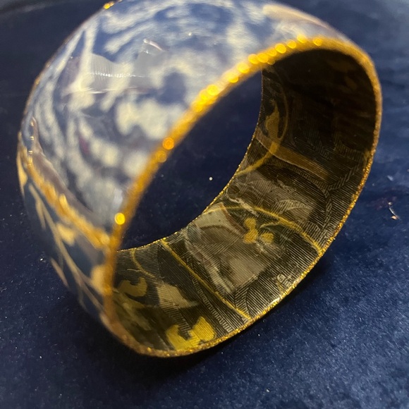 Blue and Gold Floral Resin Bangle - Picture 2 of 2
